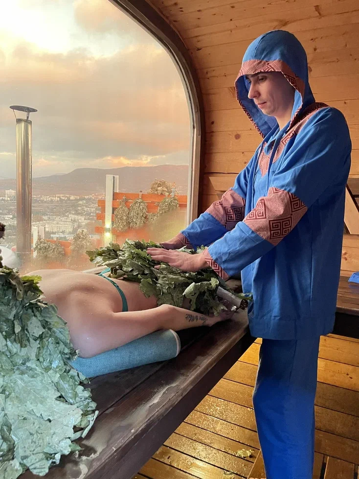 Видовая баня-бочка